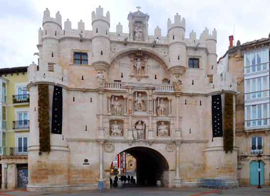 Burgos. Arco di Santa Maria