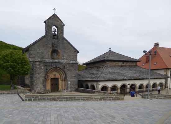 Roncisvalle. La Capilla de Sancti Spiritus.