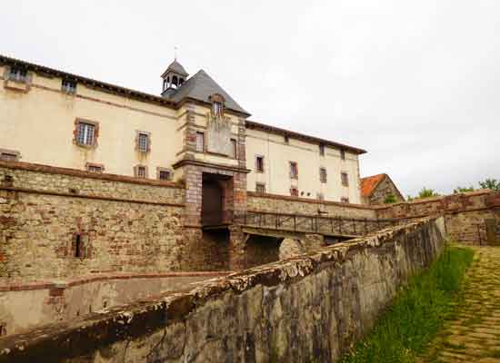 Saint-Jean-Pied-de-Port. La Citadelle